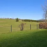 Апартаменты Eifel Panorama *